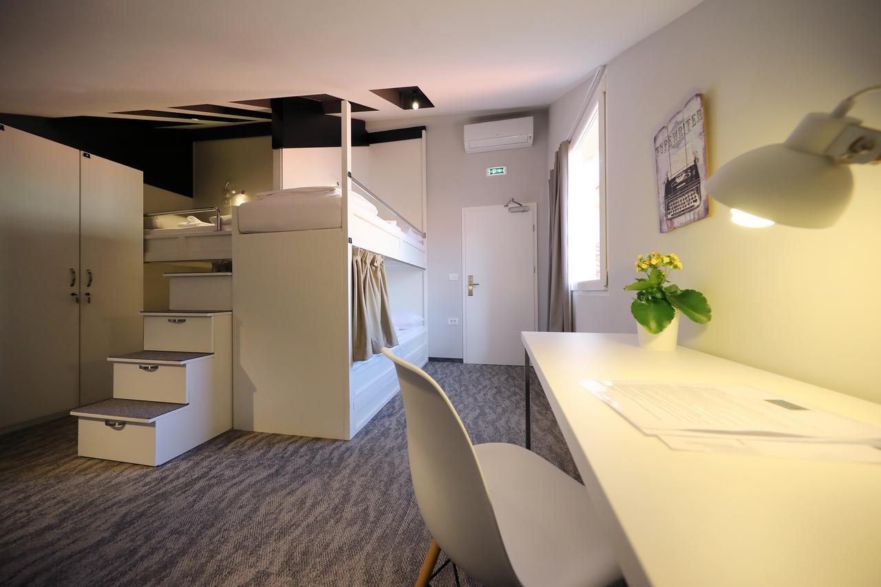 Downtown Boutique Hostel Zadar Zewnętrze zdjęcie